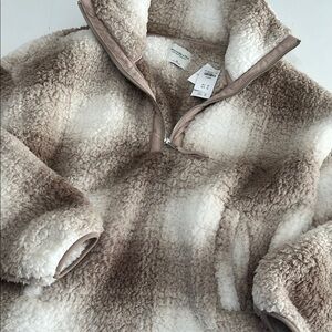 Abercrombie & Fitch Soft Collection Cozy Tan and Cream Sherpa Pullover NWT XL